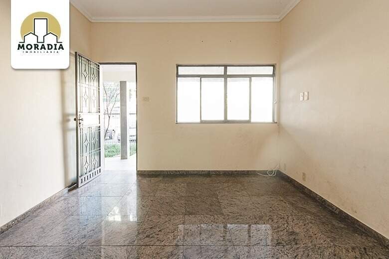 Casa a venda com 4 quartos no Bom Retiro em Ipatinga