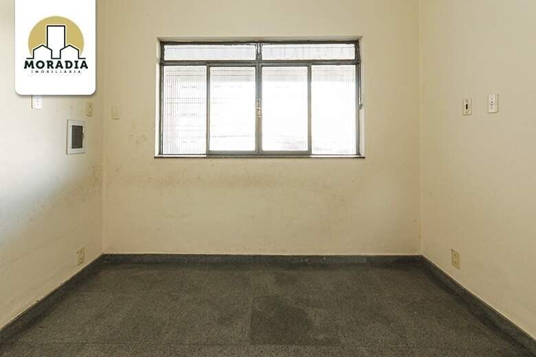 Casa a venda com 4 quartos no Bom Retiro em Ipatinga